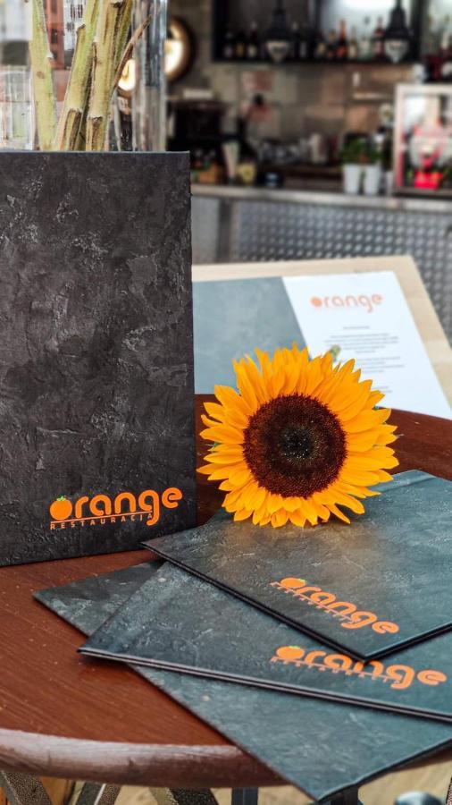 Hotel Orange Пжезмерово Экстерьер фото