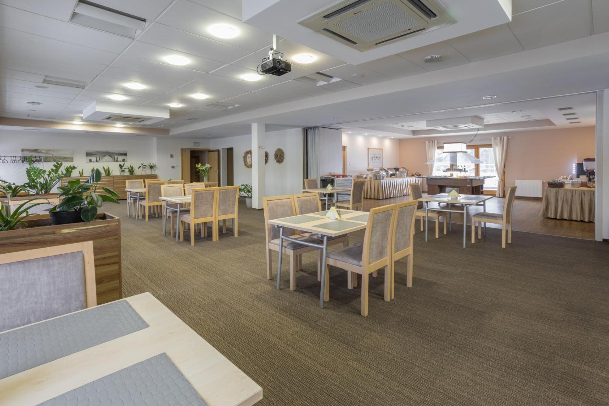 Hotel Orange Пжезмерово Экстерьер фото